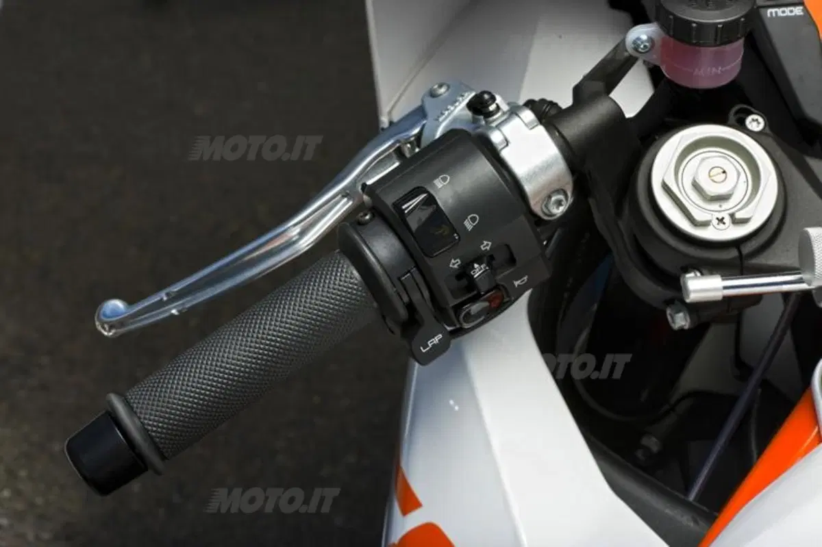 KTM RC8R  (32)