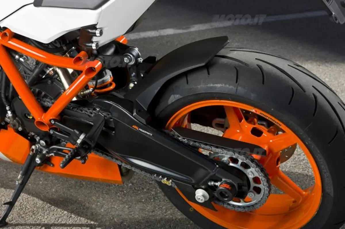 KTM RC8R  (34)