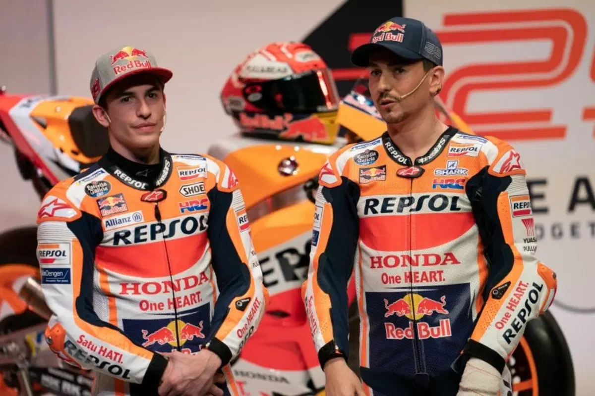 Honda MotoGP: la presentazione del "dream team" con Marquez e Lorenzo (5)