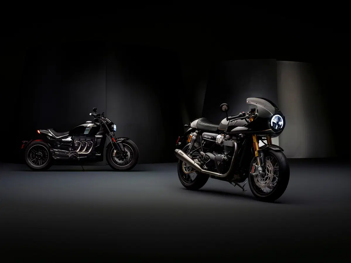 Triumph Thruxton TFC e Rocket TFC. Foto e dati (4)