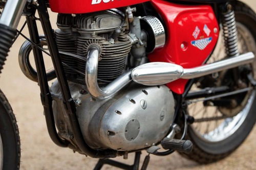 BSA Hornet del 1967: all'asta un bellissimo esemplare di desert racer (7)