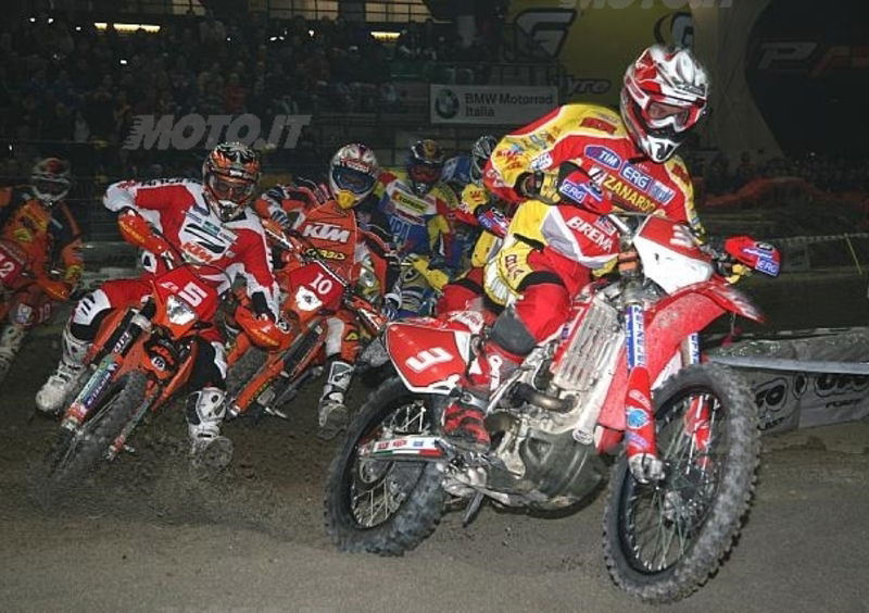 Enduro Indoor di Genova. In gara 40 campioni