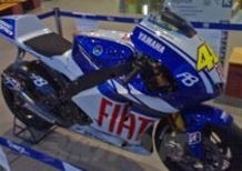 La Yamaha di Rossi in mostra a Bosisio per sostenere Ospedale Amico