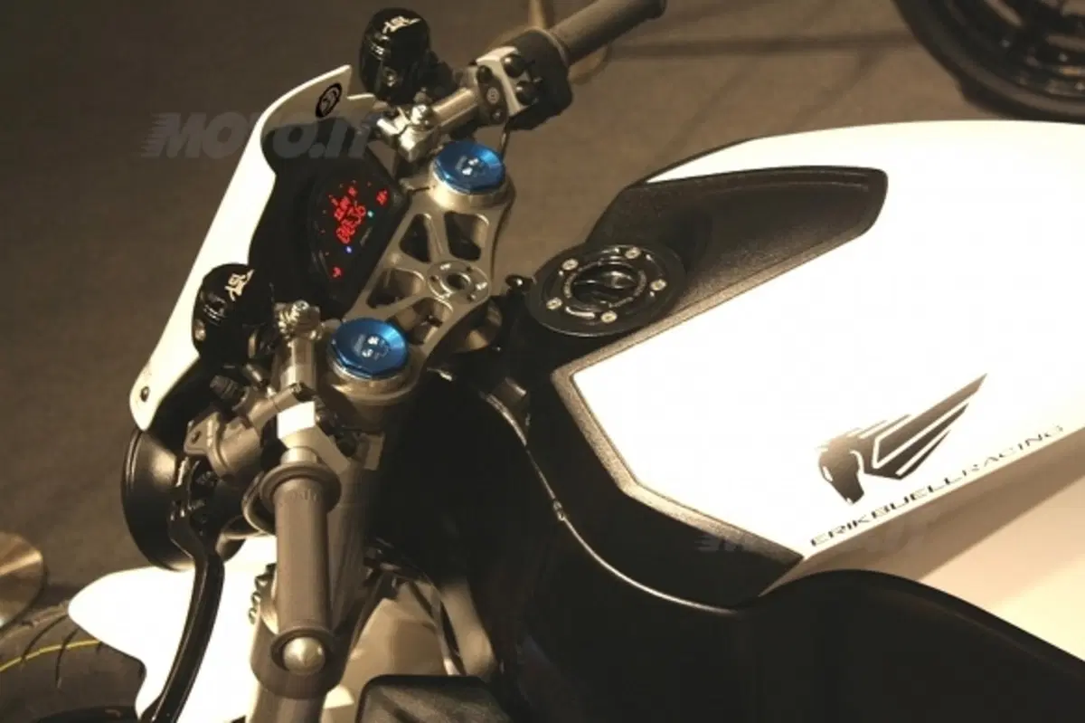 Erik Buell Racing Typhon 1190 (2)