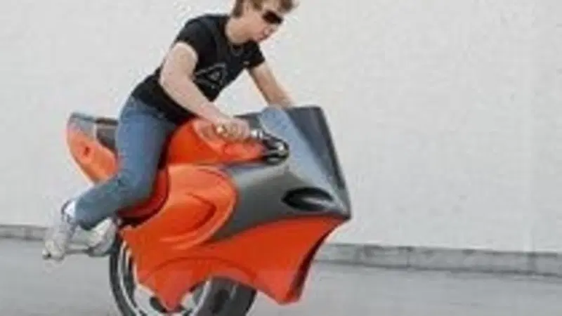 Uno, il "diciclo" elettrico di Ben Gulak
