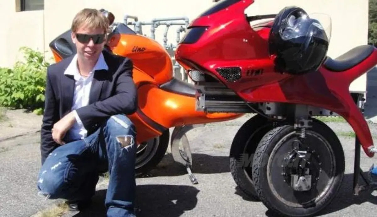 Uno, il "diciclo" elettrico di Ben Gulak (2)