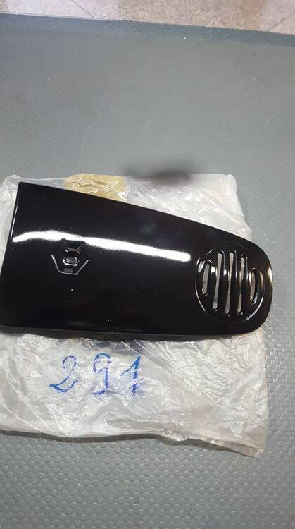 COPRISTERZO NERO PIAGGIO VESPA ET2 ET4 50 125 150 FACO