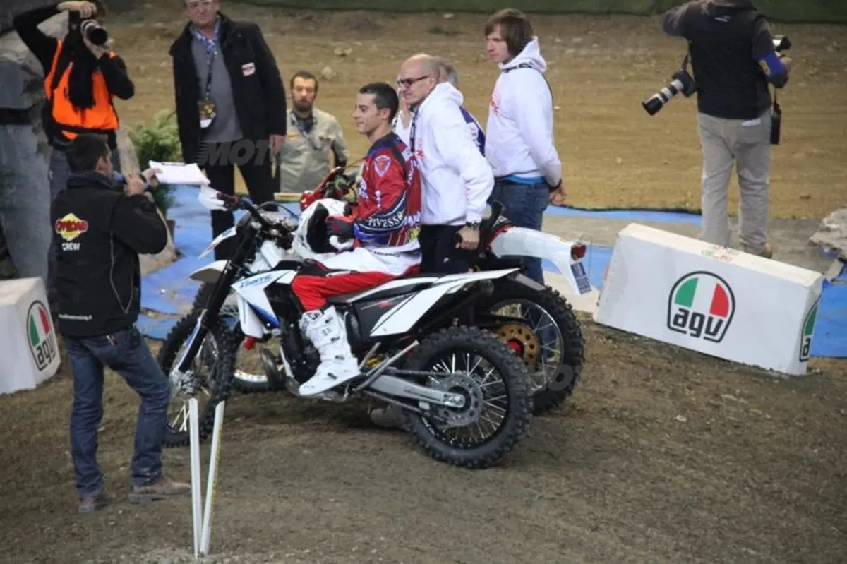 Mika Ahola (HM Honda) primo nell'Enduro Indoor di Genova (18)