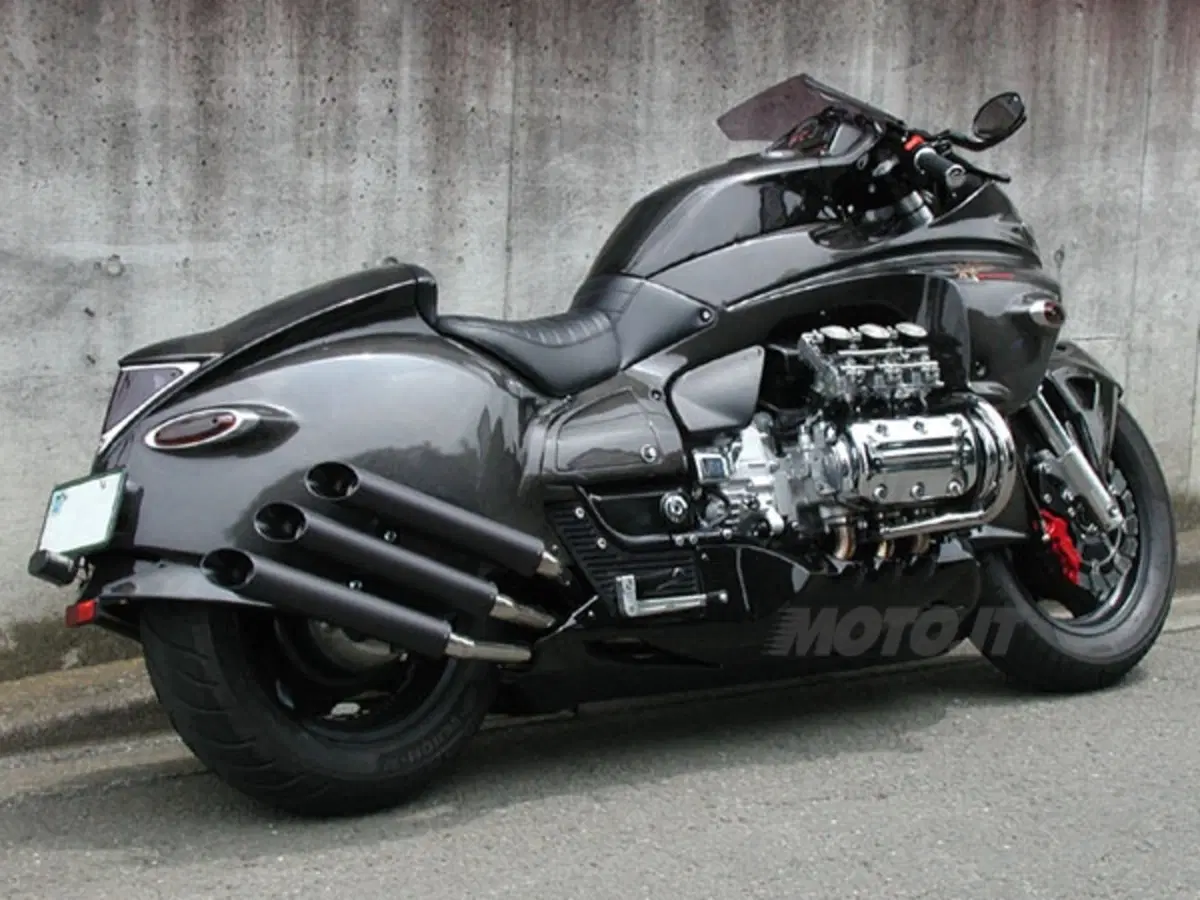 Special Honda. Ryuuzin, Re Dragone