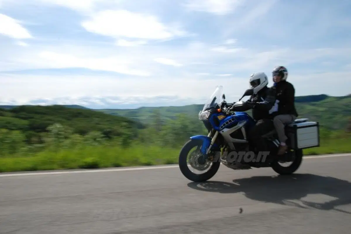 Ducati Multistrada 1200 S vs Yamaha XT1200Z Super Ténéré (7)
