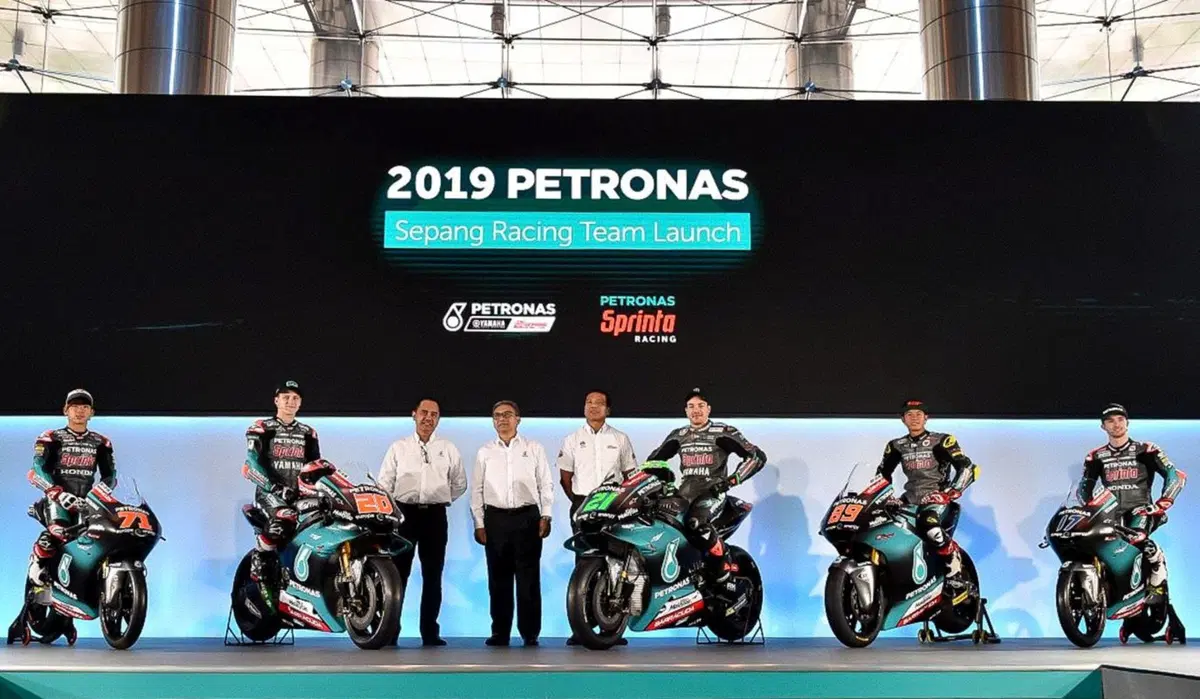 MotoGP 2019: la presentazione del team Yamaha Petronas SRT (4)
