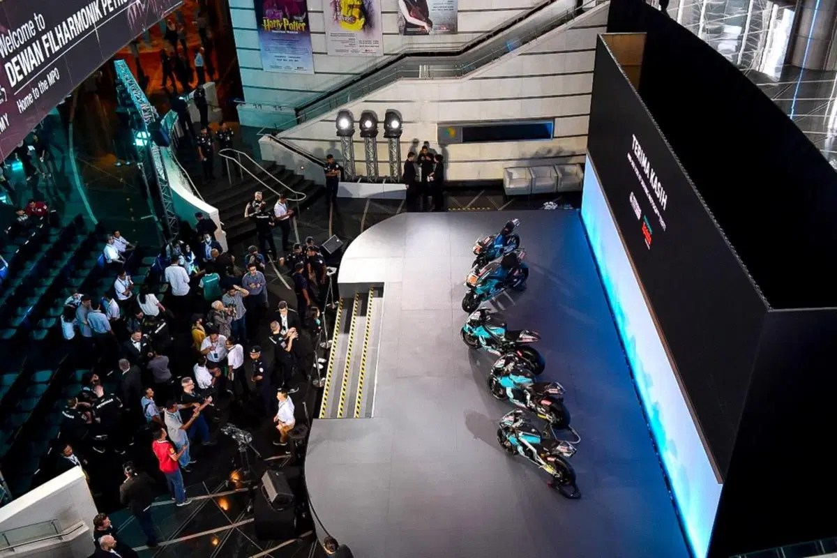 MotoGP 2019: la presentazione del team Yamaha Petronas SRT (6)