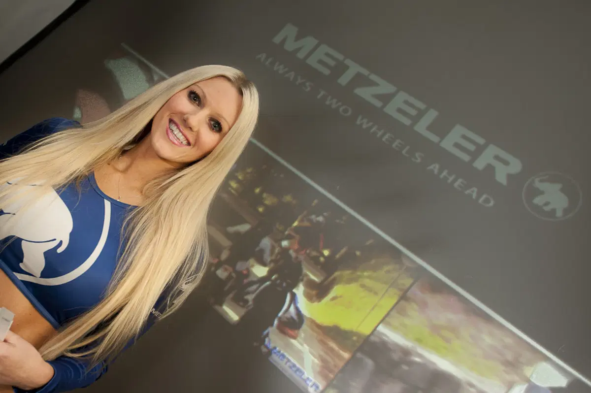 Metzeler presenta il calendario 2011