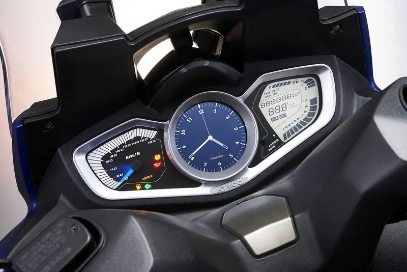 Kymco Xciting VS 400i (2023 - 26) (7)