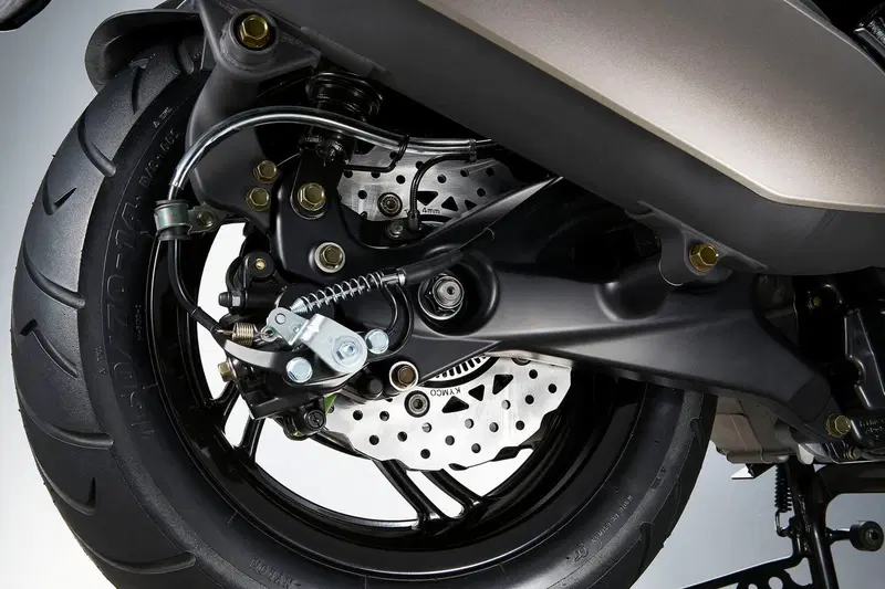 Kymco Xciting VS 400i (2023 - 26) (8)