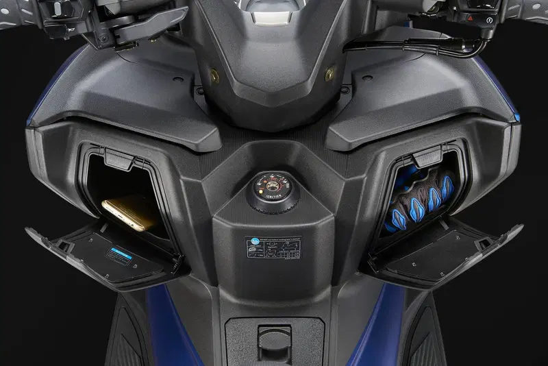 Kymco Xciting VS 400i (2023 - 26) (9)
