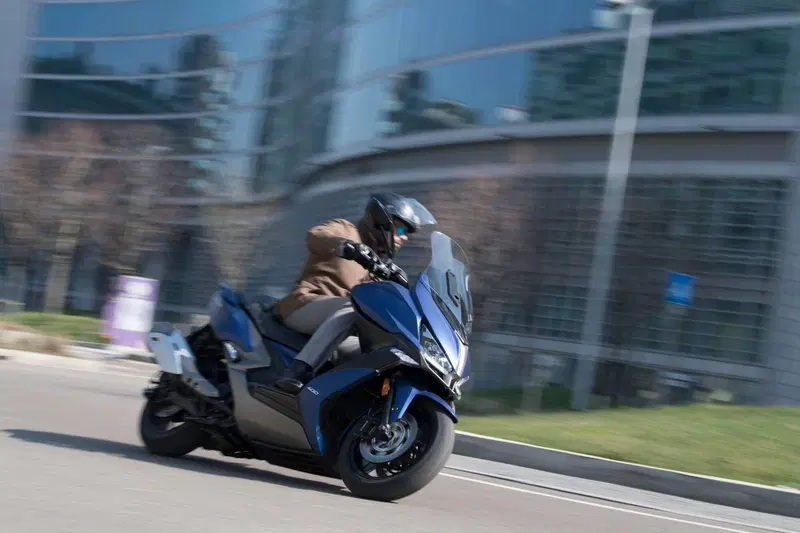 Kymco Xciting VS 400i (2023 - 26) (12)
