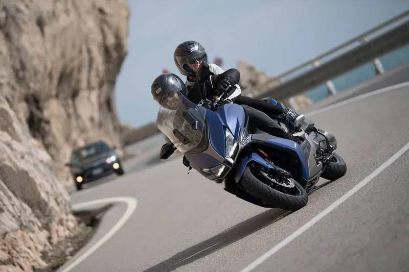 Kymco Xciting VS 400i (2023 - 26) (14)