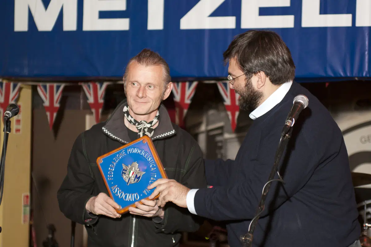 Metzeler presenta il calendario 2011 (36)