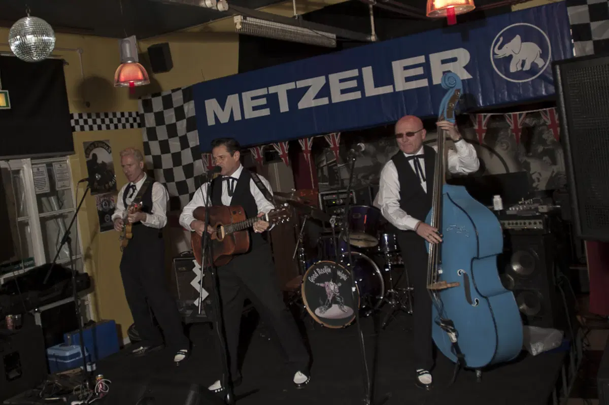 Metzeler presenta il calendario 2011 (38)
