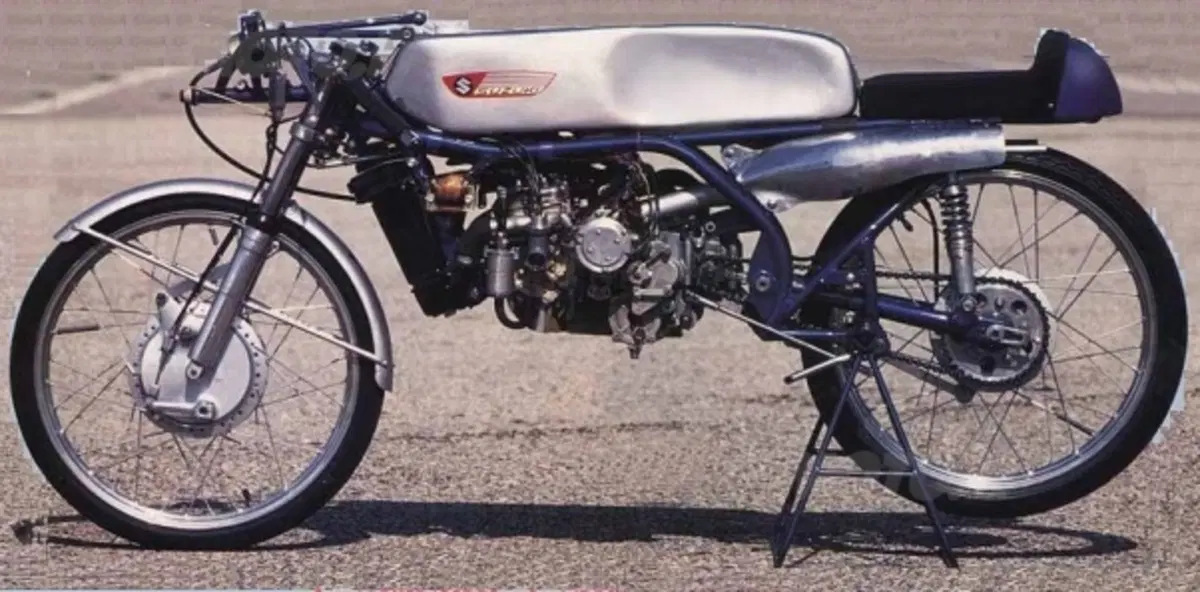 La Suzuki e Mitsuo Itoh (10)