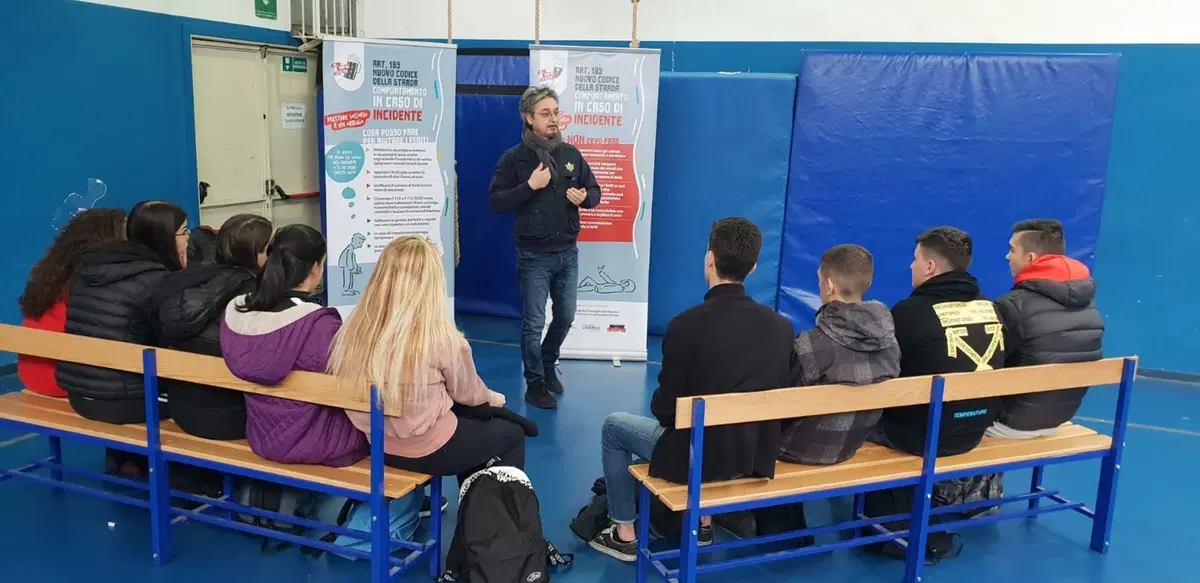 La FMI tra i banchi di scuola: 'Io non me la bevo' (8)