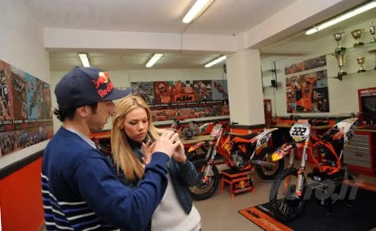 Dedicato a Cairoli il magazine online di KTM (5)