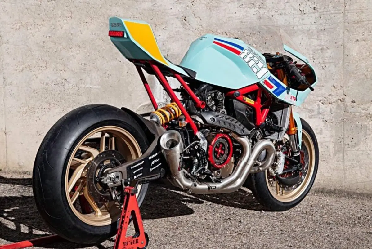 Ducati Monster 821 Pantah: una café racer pensata per le prestazioni (12)