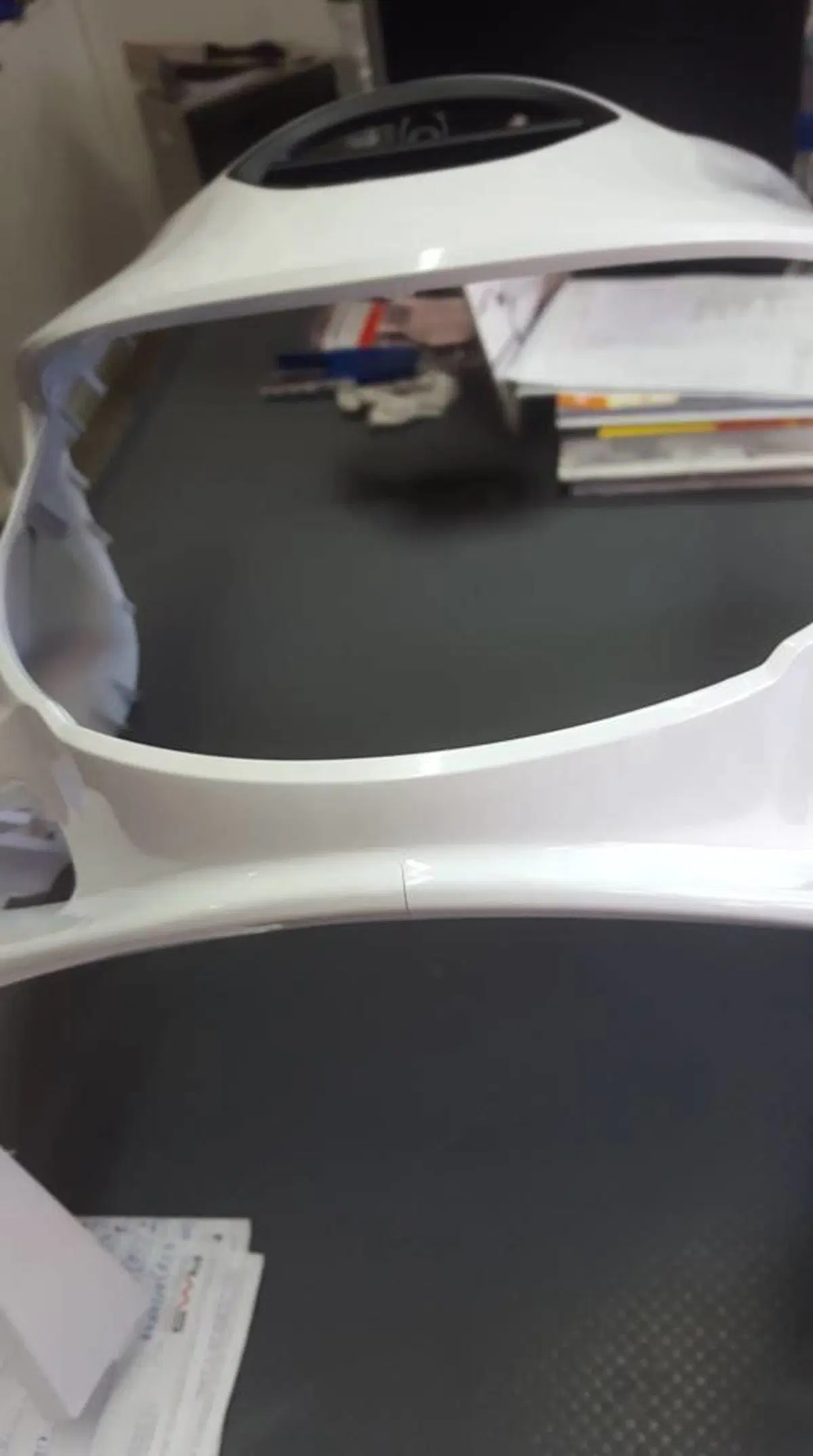SCUDO ANT. BIANCO ICE XCITING 300 R 500 R 2007 200 Kymco (2)