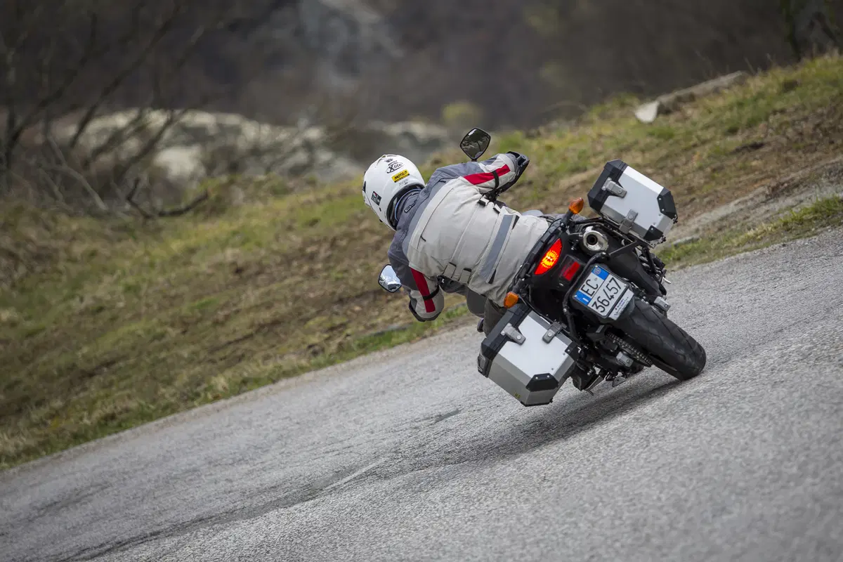 Suzuki V-Strom 650XT ABS Fun Ride (6)