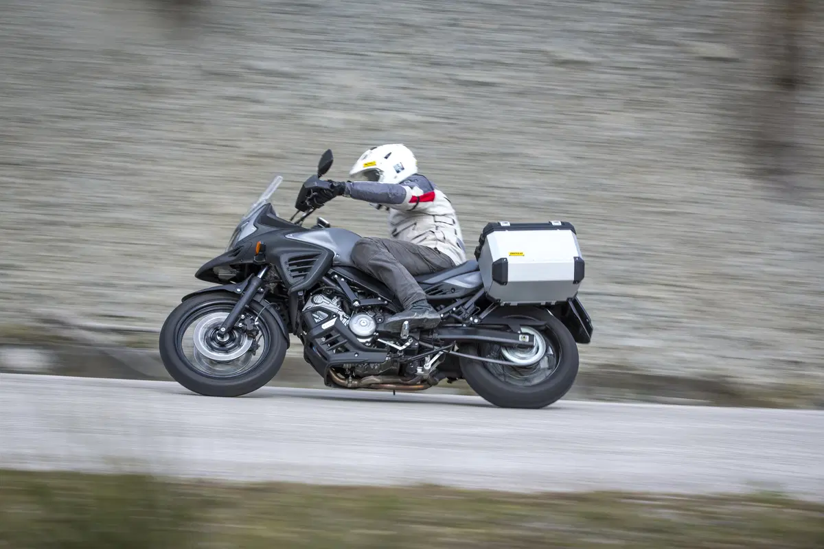 Suzuki V-Strom 650XT ABS Fun Ride (22)