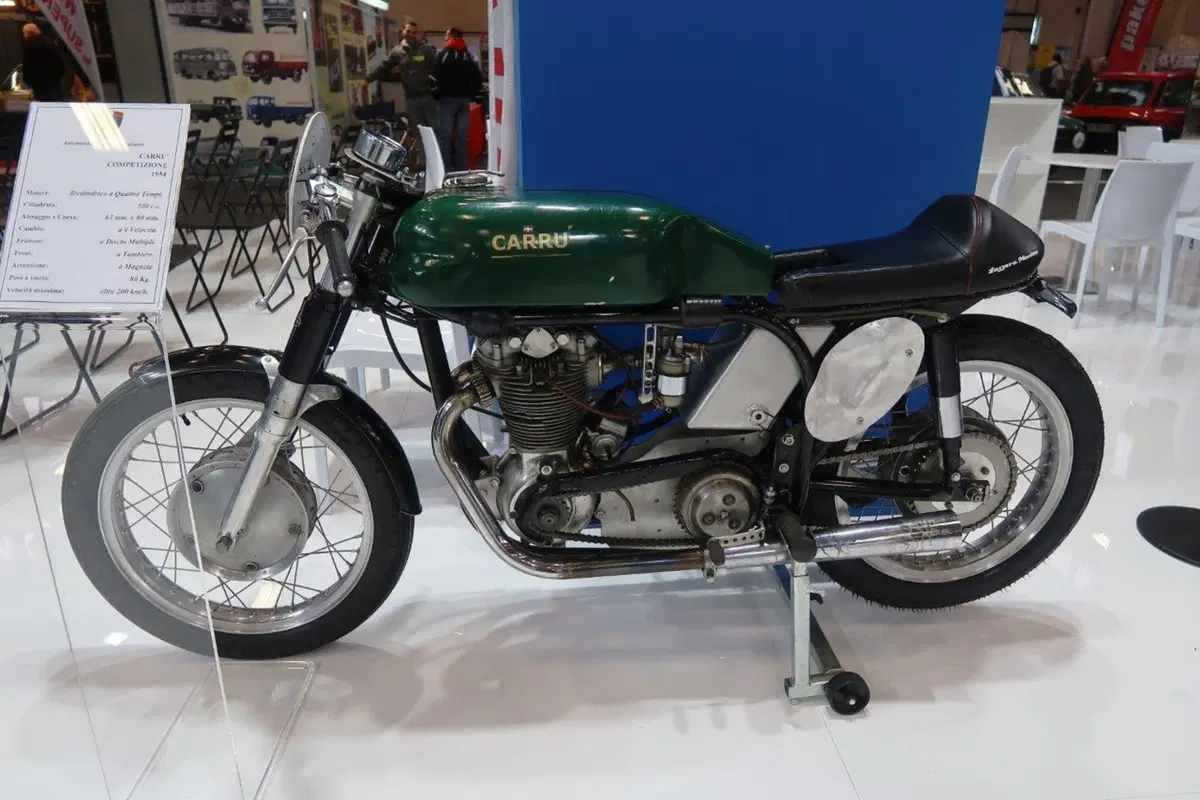 Automotoretrò 2019: a Torino una bella selezione di moto (25)