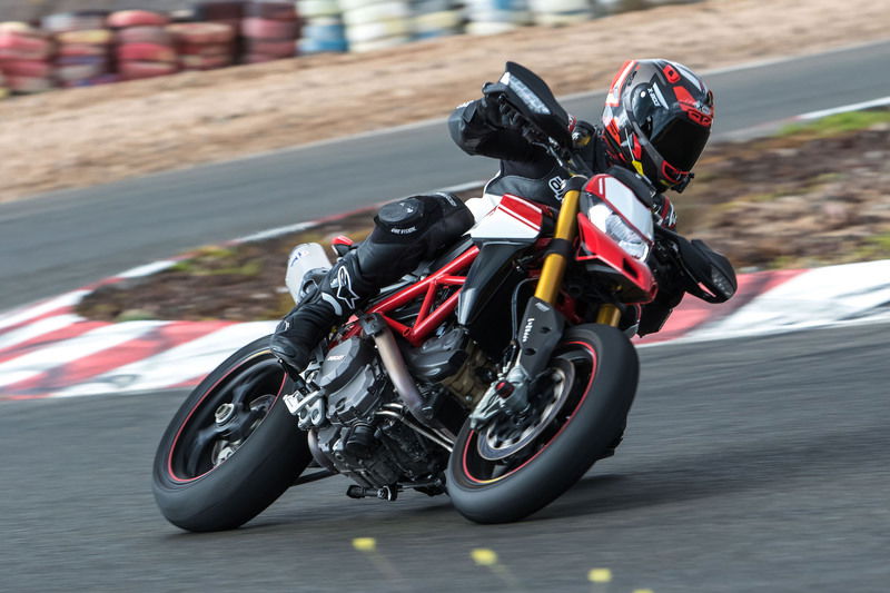 Ducati Hypermotard 950 e 950 SP TEST. Ritorno alle origini