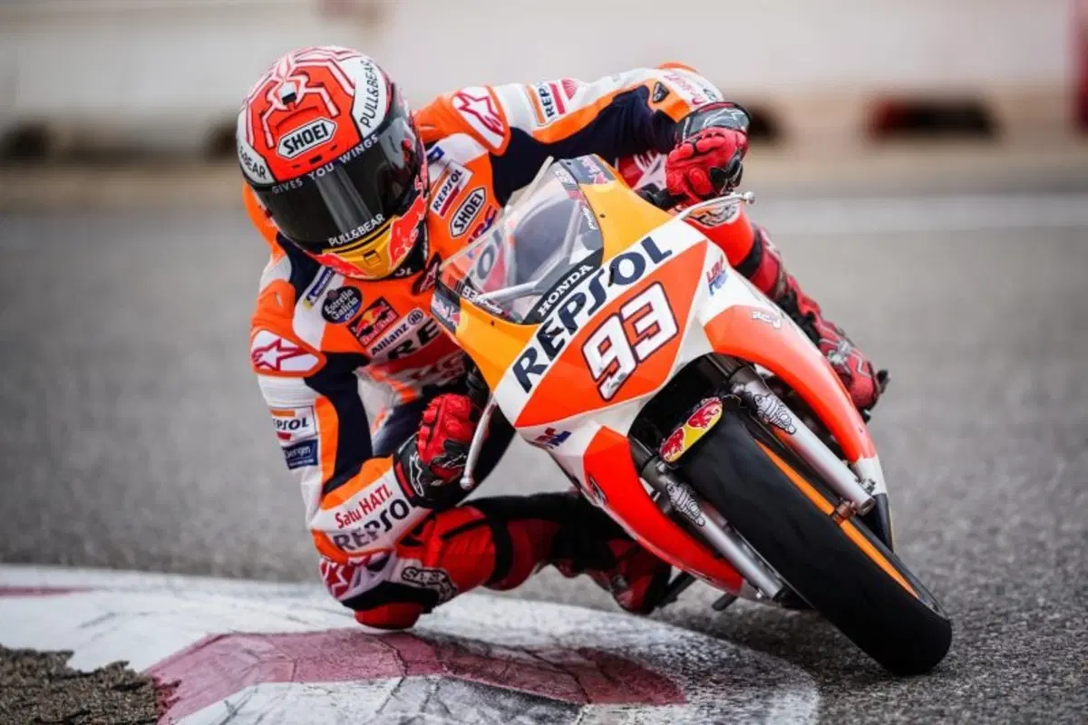 Marquez si prepara per Sepang con la pit-bike: spalla quasi ok (6)