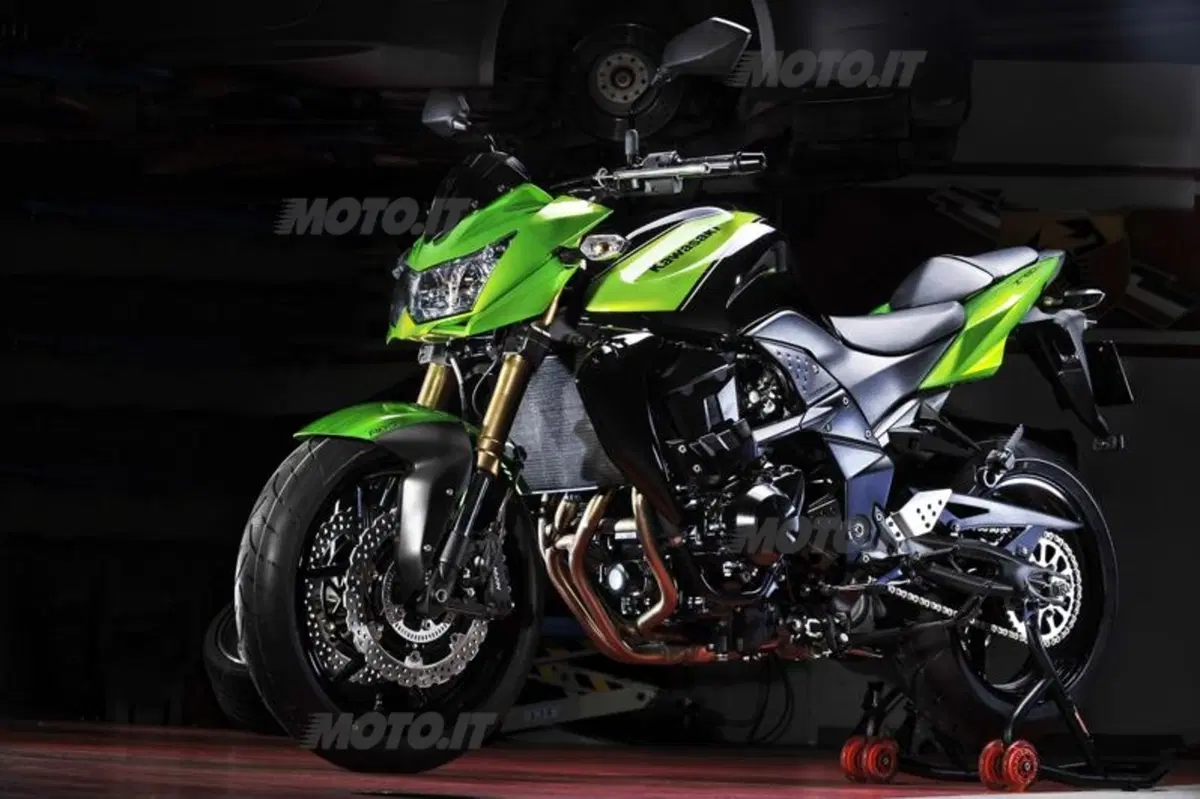 Kawasaki Z750R. Fenomeno latino (2)