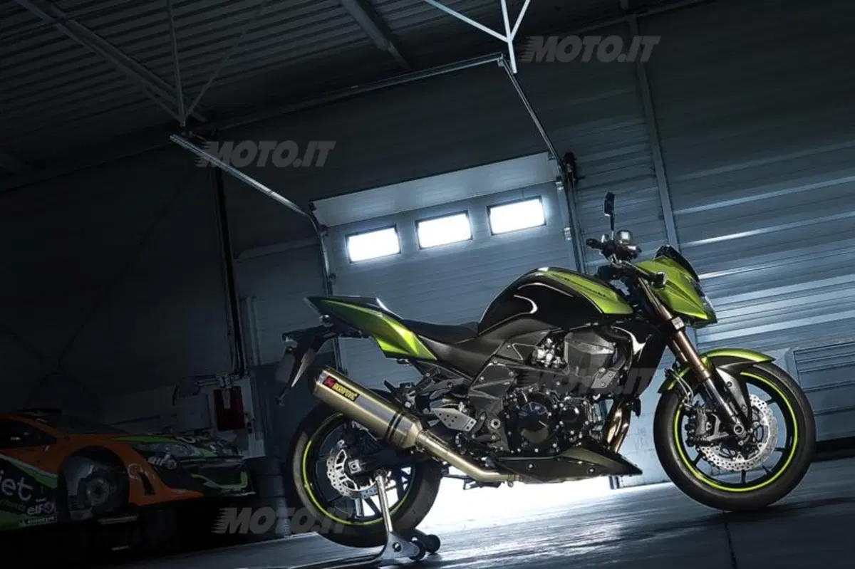 Kawasaki Z750R. Fenomeno latino (6)