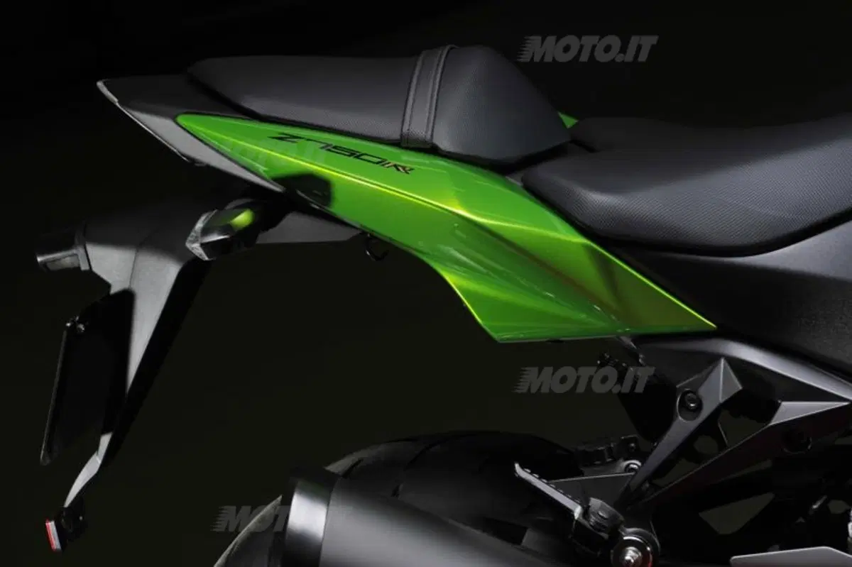 Kawasaki Z750R. Fenomeno latino (10)