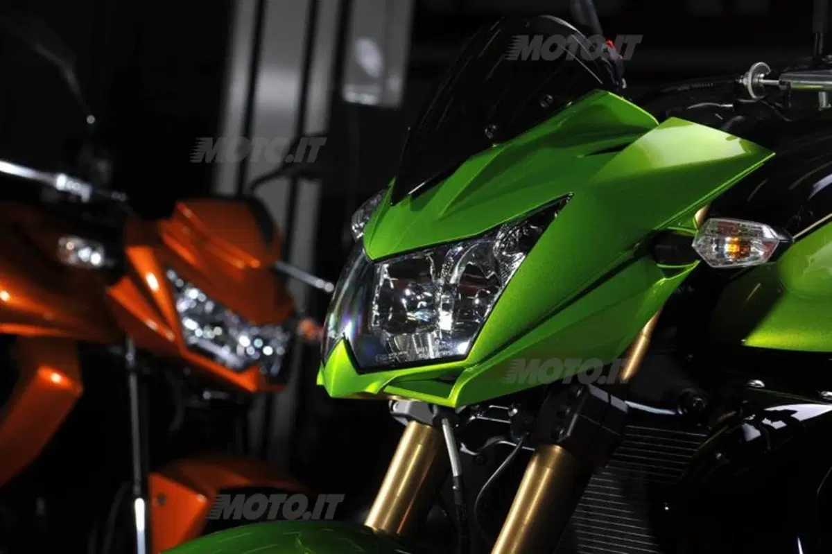 Kawasaki Z750R. Fenomeno latino (13)