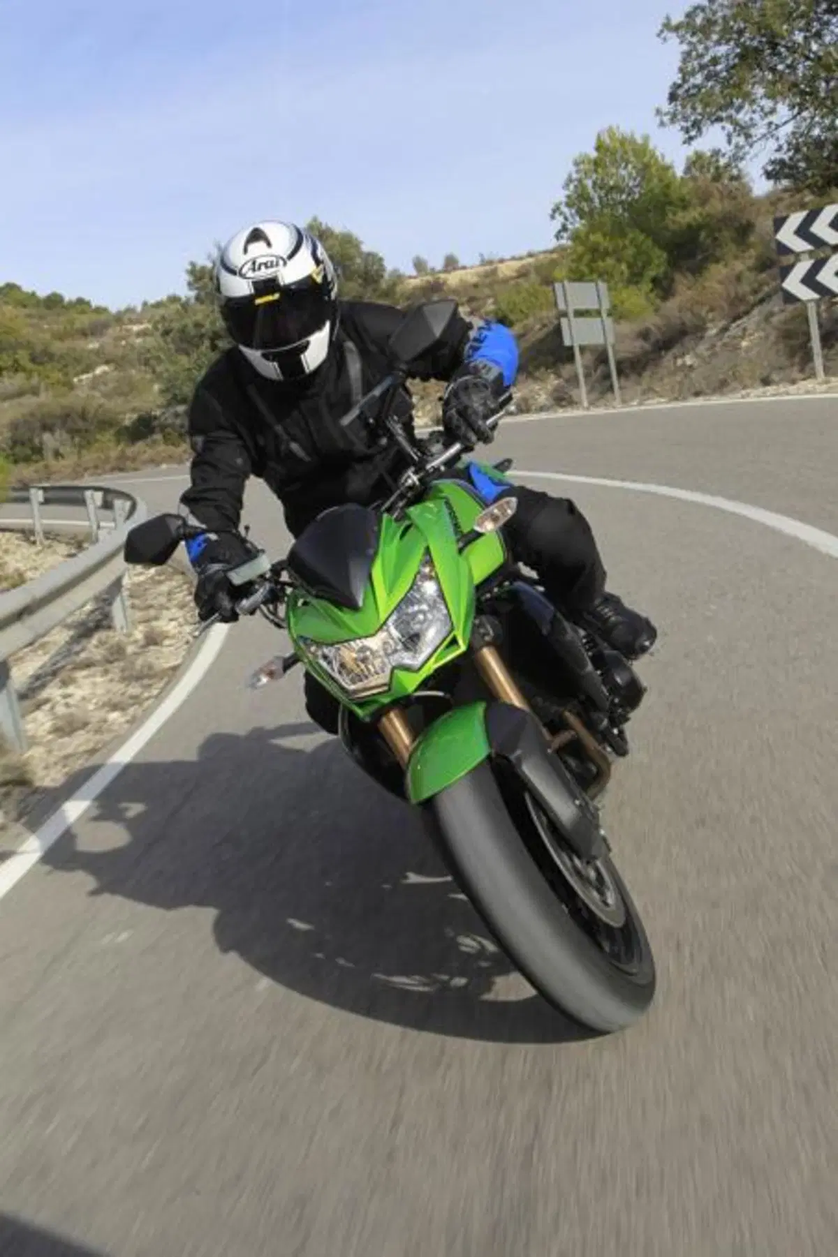 Kawasaki Z750R   (26)
