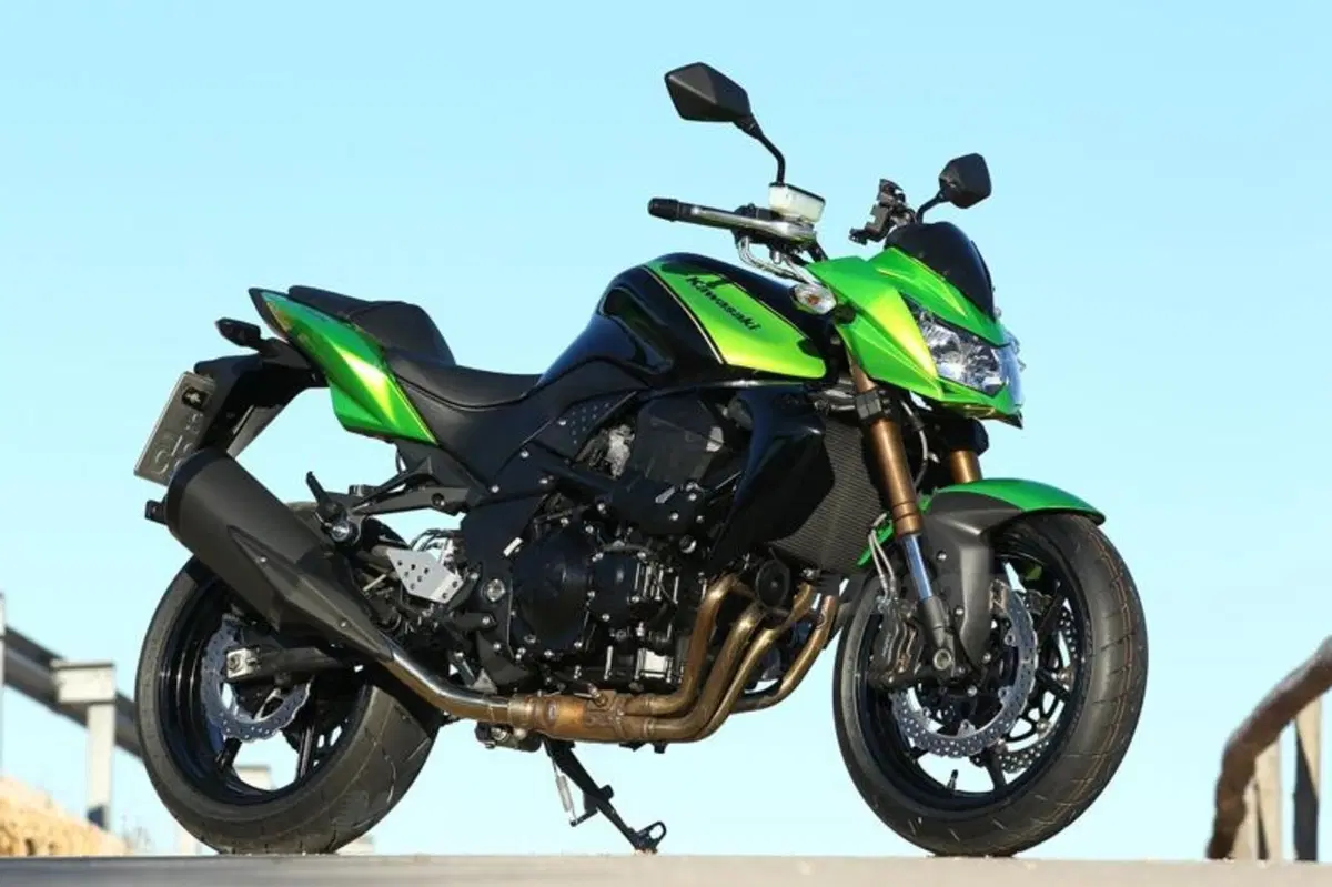 Kawasaki Z750R   (32)