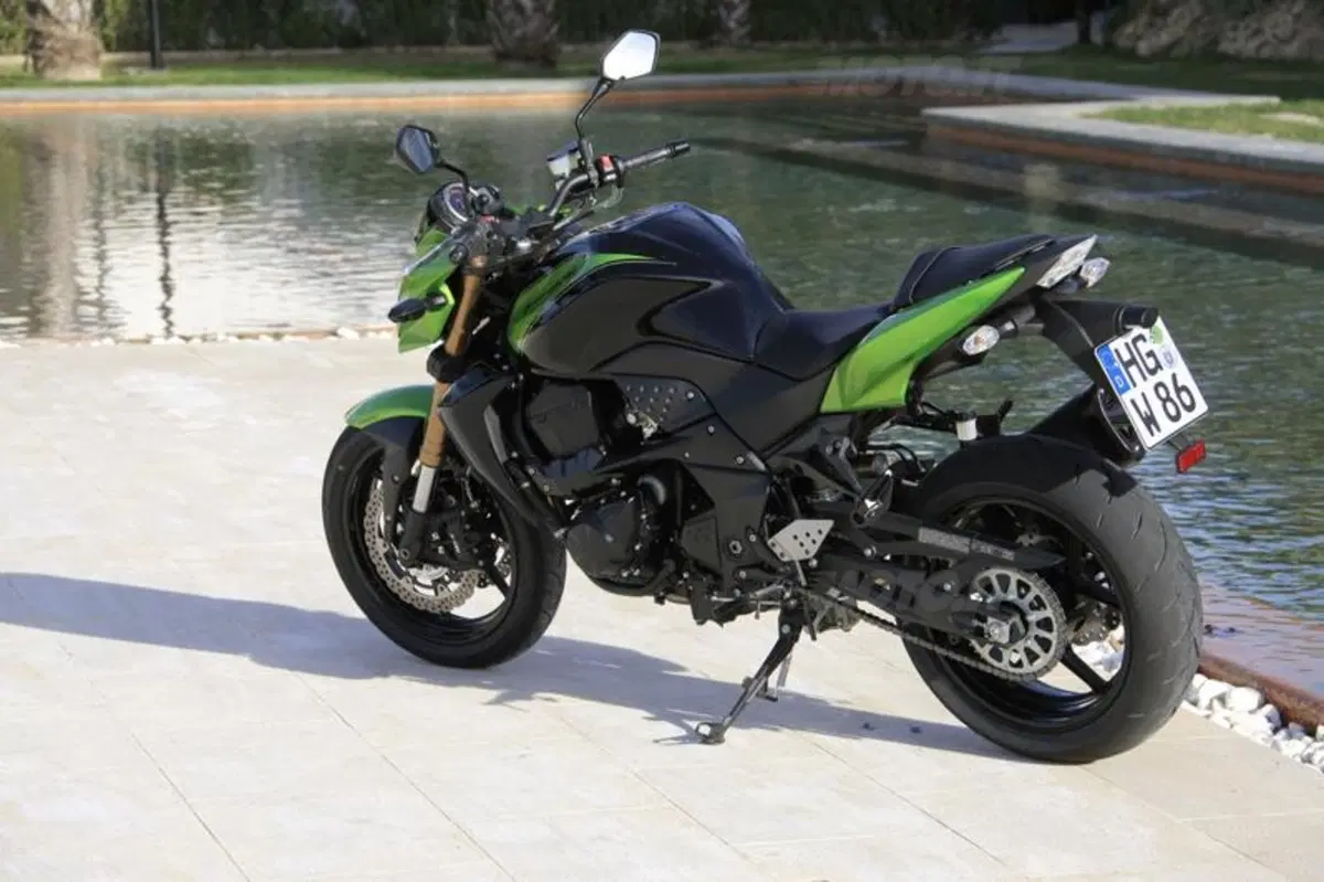 Kawasaki Z750R   (34)