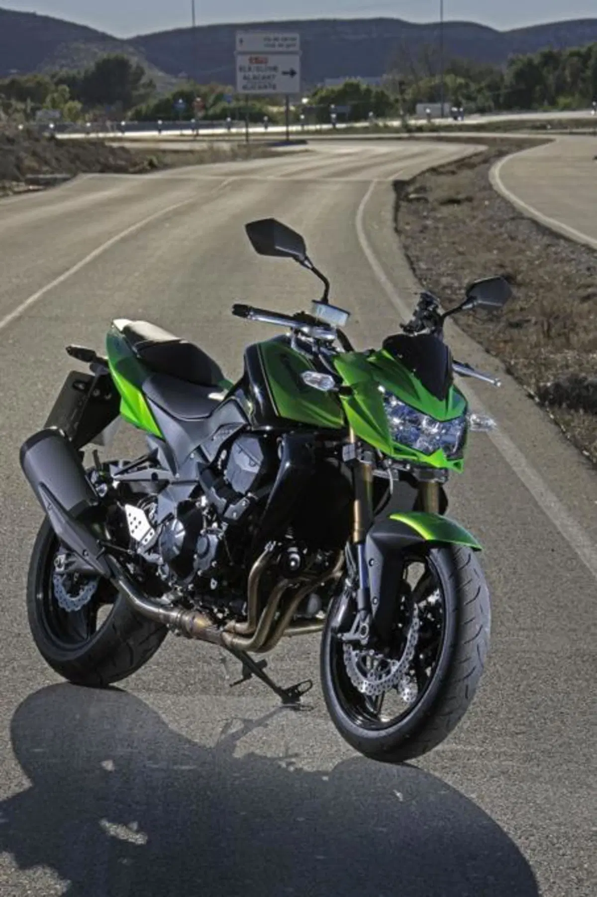 Kawasaki Z750R   (42)