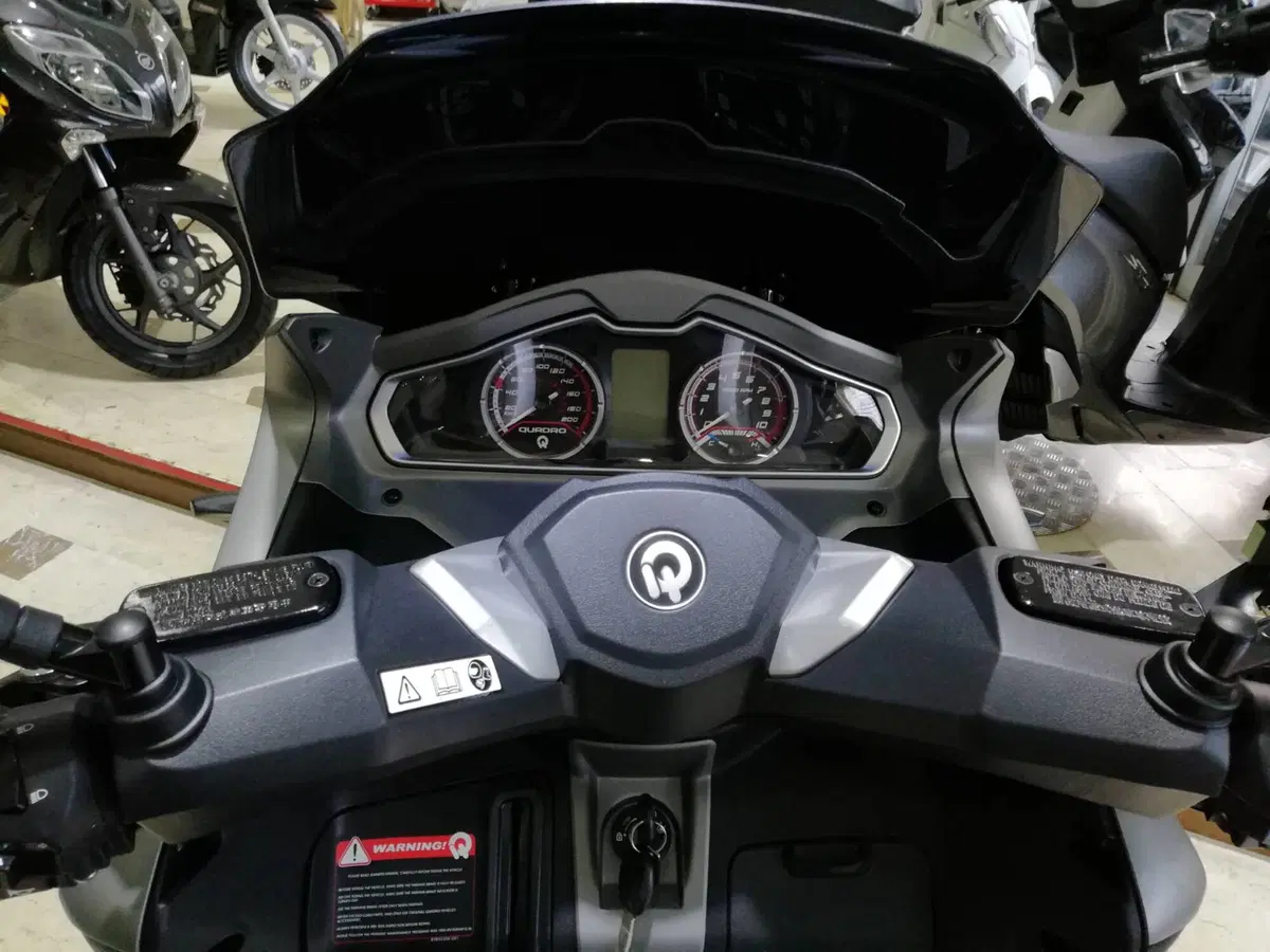Quadro QV3 350 (2018 - 19) (4)