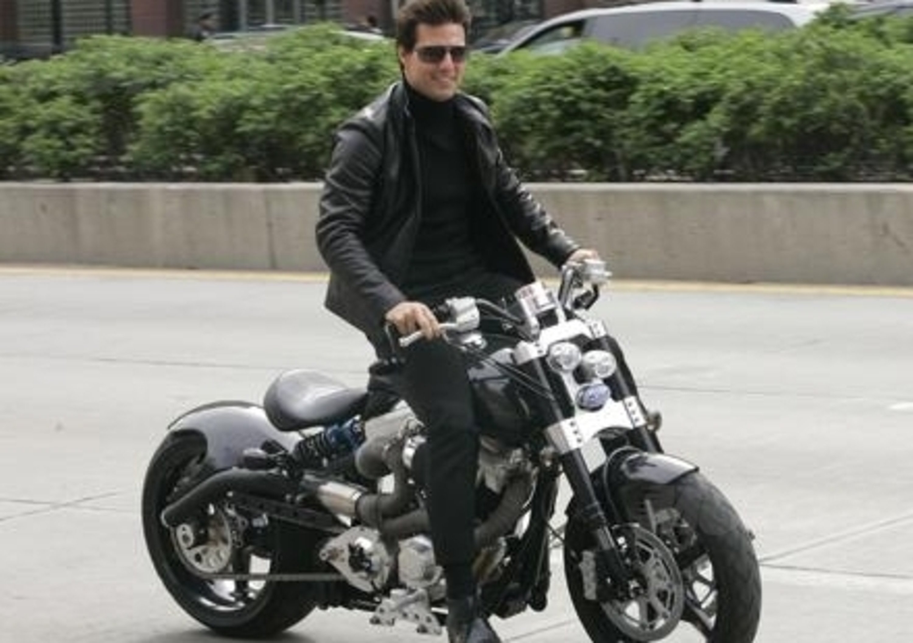Beckham e Tom Cruise fondano il motoclub delle star