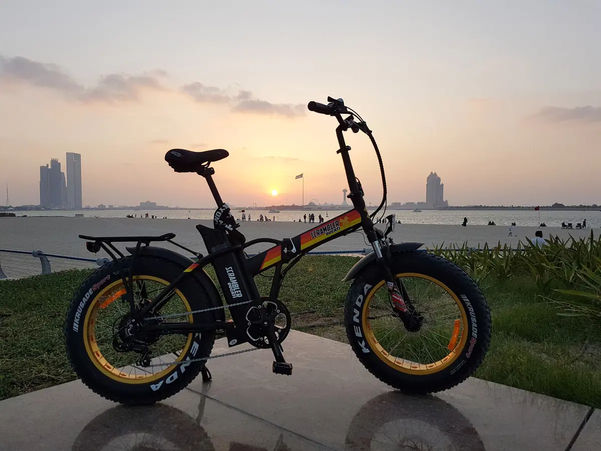 Ducati presenta la Scrampler e-bike: pieghevole e fat (3)