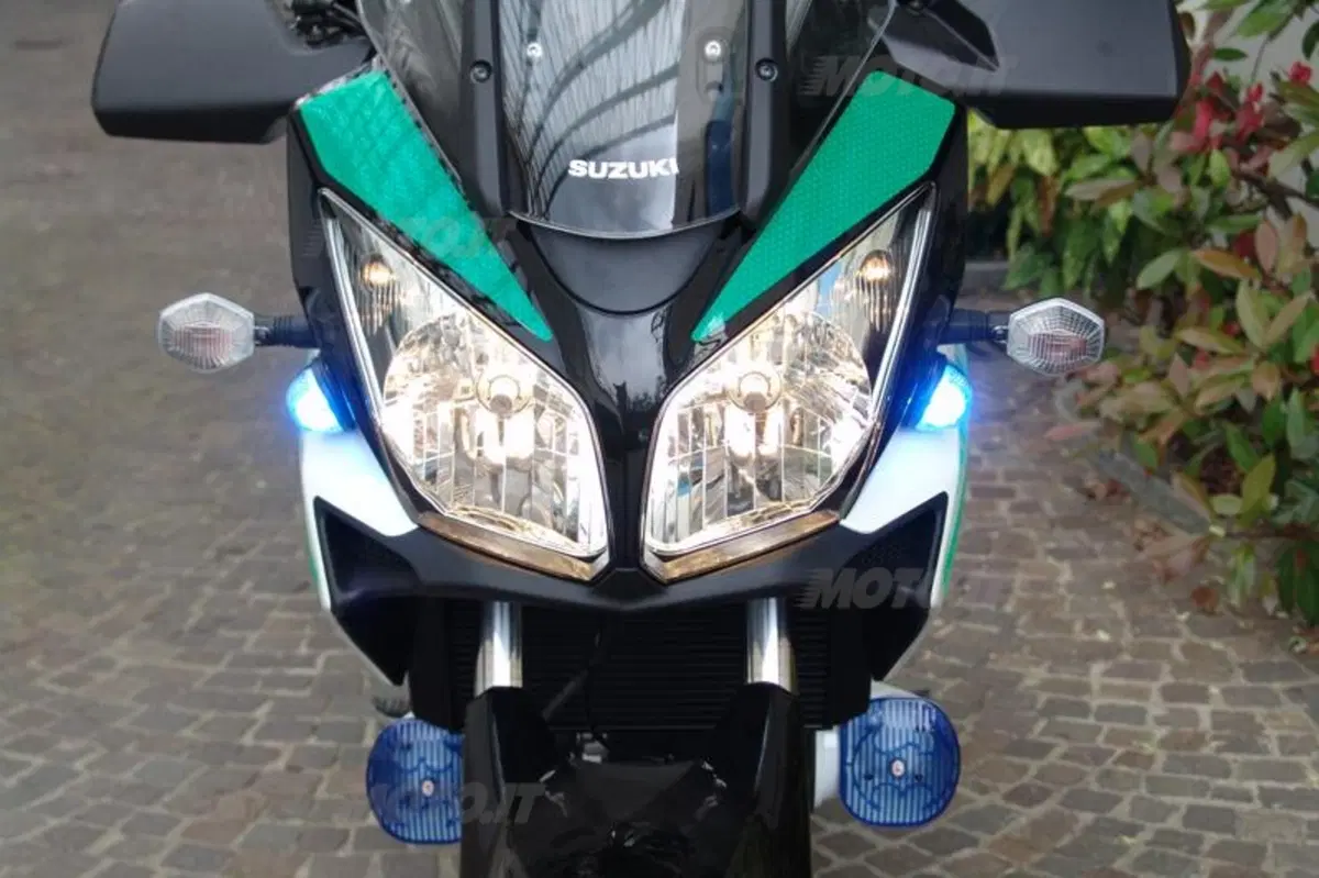 La Suzuki V-Strom in divisa (4)
