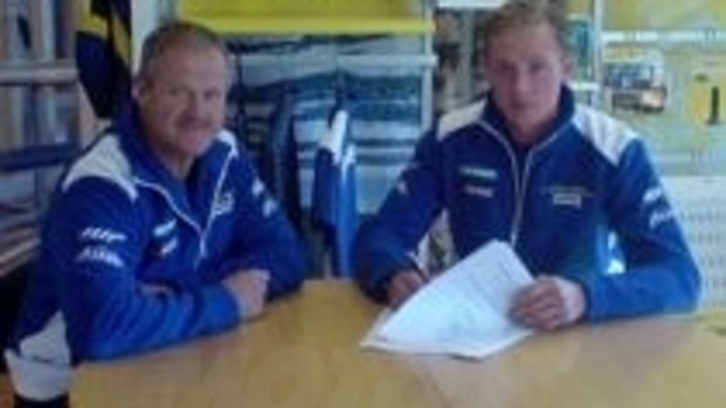 Joakim Ljunggren rinnova il contratto con la Husaberg