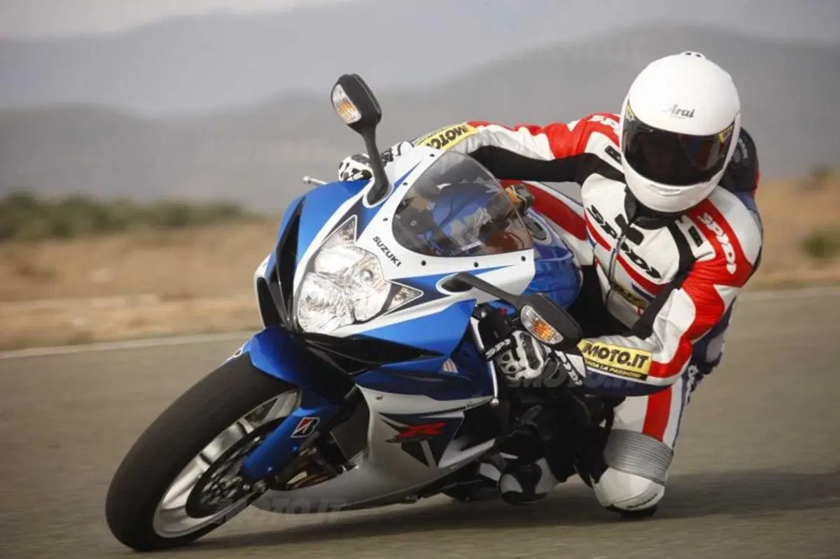 Suzuki GSX-R 600 (5)