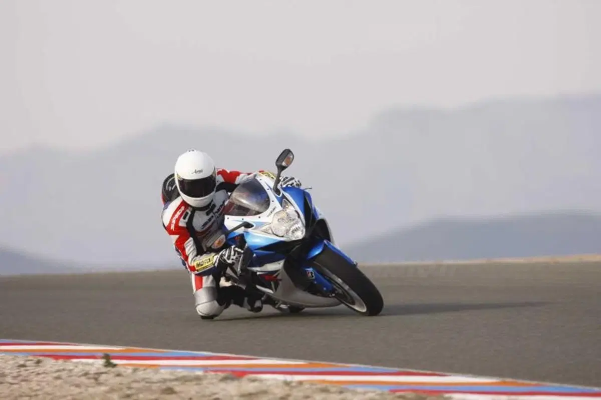 Suzuki GSX-R 600 (9)