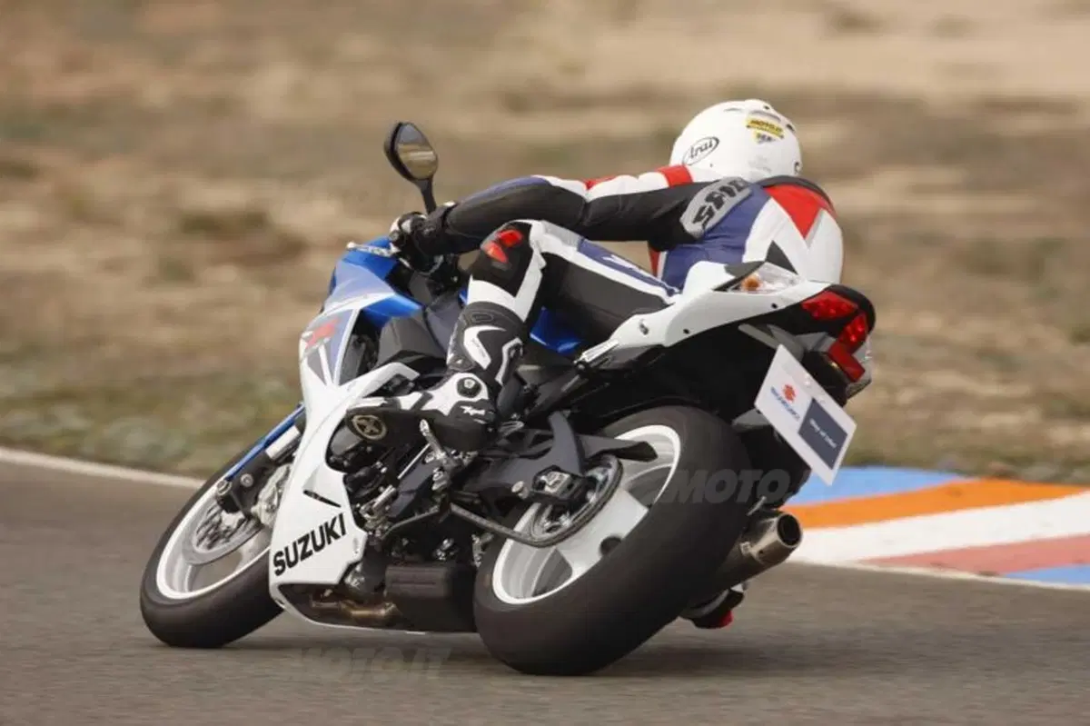 Suzuki GSX-R 600 (20)